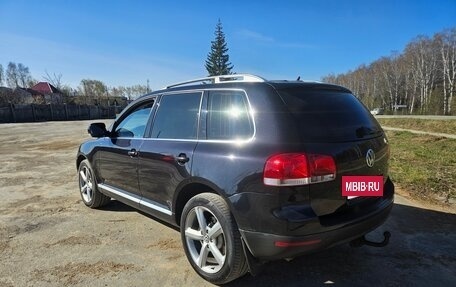 Volkswagen Touareg III, 2005 год, 900 000 рублей, 9 фотография