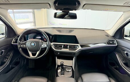 BMW 3 серия, 2021 год, 2 390 000 рублей, 10 фотография