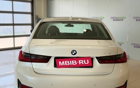BMW 3 серия, 2021 год, 2 390 000 рублей, 6 фотография