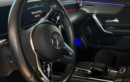 Mercedes-Benz A-Класс, 2020 год, 3 500 000 рублей, 6 фотография
