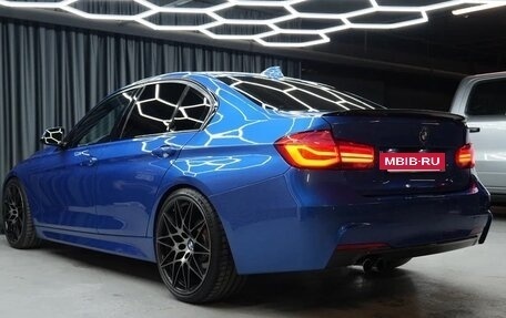 BMW 3 серия, 2018 год, 2 995 000 рублей, 10 фотография