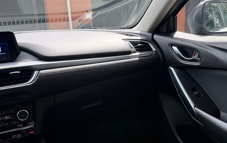 Mazda 6, 2017 год, 1 800 000 рублей, 2 фотография