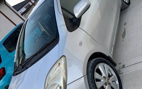 Toyota Vitz, 2005 год, 489 000 рублей, 2 фотография