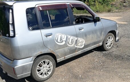 Nissan Cube II, 2000 год, 80 000 рублей, 2 фотография