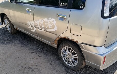 Nissan Cube II, 2000 год, 80 000 рублей, 3 фотография