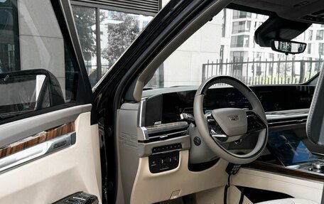 Cadillac Escalade V, 2025 год, 39 990 000 рублей, 4 фотография