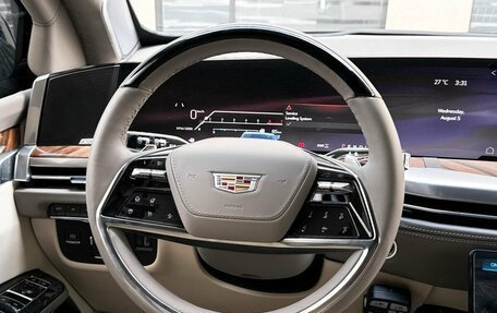 Cadillac Escalade V, 2025 год, 39 990 000 рублей, 18 фотография