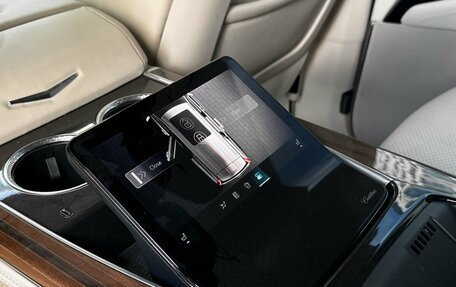 Cadillac Escalade V, 2025 год, 39 990 000 рублей, 20 фотография