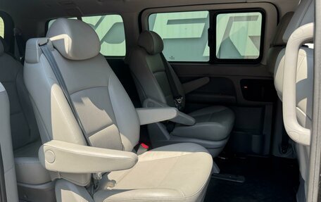 Hyundai Grand Starex Grand Starex I рестайлинг 2, 2020 год, 3 449 000 рублей, 7 фотография