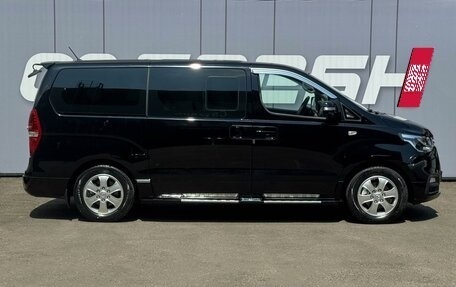 Hyundai Grand Starex Grand Starex I рестайлинг 2, 2020 год, 3 449 000 рублей, 5 фотография