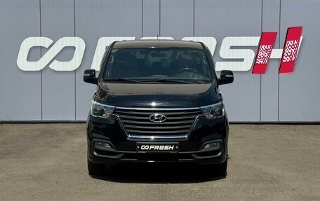 Hyundai Grand Starex Grand Starex I рестайлинг 2, 2020 год, 3 449 000 рублей, 3 фотография