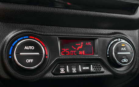 KIA Rio III рестайлинг, 2012 год, 700 000 рублей, 17 фотография