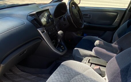 Toyota Harrier, 2000 год, 750 000 рублей, 2 фотография
