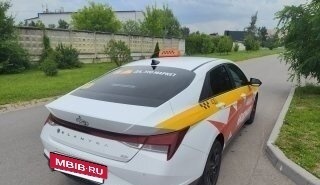 Hyundai Elantra, 2021 год, 1 850 000 рублей, 4 фотография