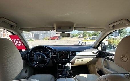 Volkswagen Touareg III, 2011 год, 1 750 000 рублей, 6 фотография