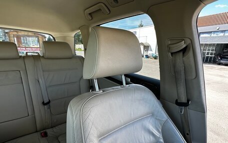 Volkswagen Touareg III, 2011 год, 1 750 000 рублей, 12 фотография