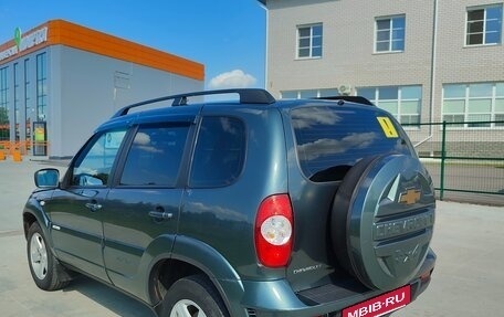 Chevrolet Niva I рестайлинг, 2013 год, 690 000 рублей, 4 фотография