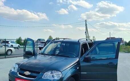 Chevrolet Niva I рестайлинг, 2013 год, 690 000 рублей, 9 фотография