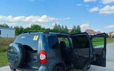 Chevrolet Niva I рестайлинг, 2013 год, 690 000 рублей, 11 фотография