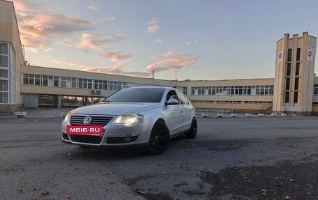 Volkswagen Passat B6, 2006 год, 650 000 рублей, 2 фотография