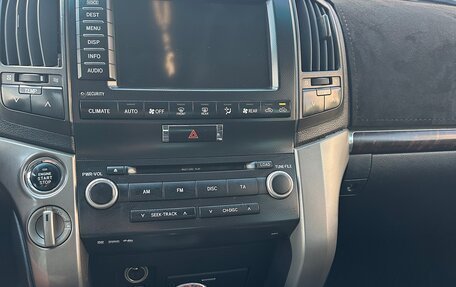 Toyota Land Cruiser 200, 2008 год, 2 800 000 рублей, 10 фотография