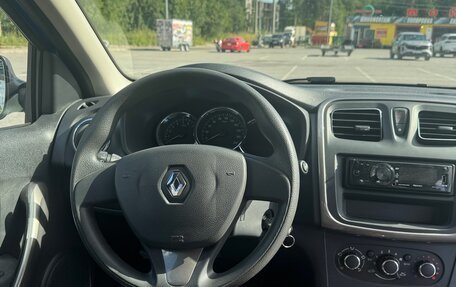 Renault Logan II, 2016 год, 650 000 рублей, 14 фотография