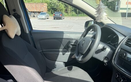 Renault Logan II, 2016 год, 650 000 рублей, 12 фотография