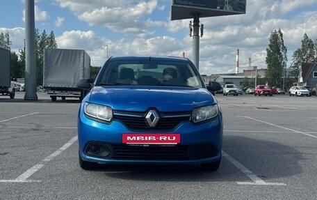 Renault Logan II, 2016 год, 650 000 рублей, 2 фотография
