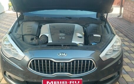 KIA Quoris I, 2013 год, 1 250 000 рублей, 6 фотография