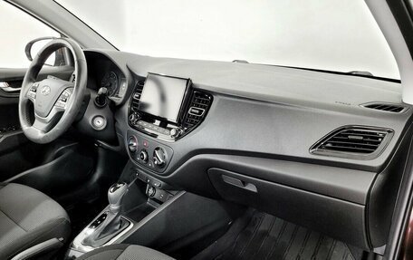 Hyundai Solaris II рестайлинг, 2021 год, 1 620 000 рублей, 11 фотография