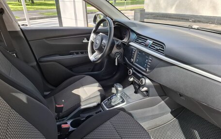 KIA Rio IV, 2018 год, 1 250 000 рублей, 18 фотография