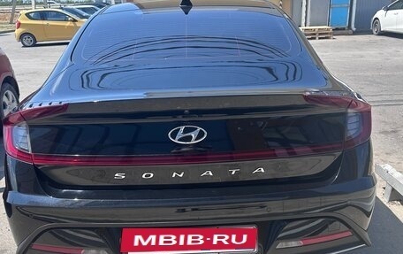 Hyundai Sonata VIII, 2021 год, 2 210 000 рублей, 2 фотография