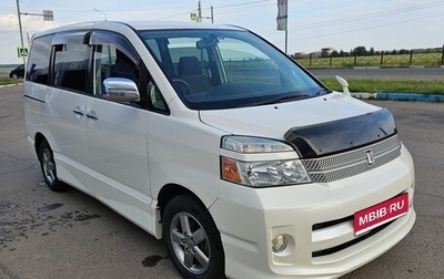 Toyota Voxy II, 2006 год, 880 000 рублей, 1 фотография