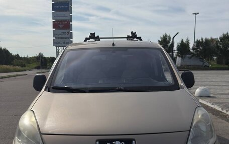 Peugeot Partner II рестайлинг 2, 2009 год, 650 000 рублей, 1 фотография