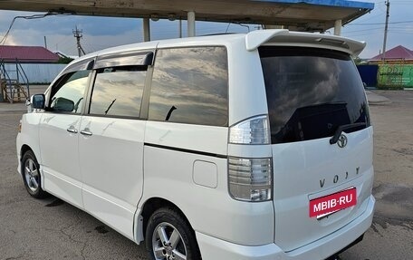 Toyota Voxy II, 2006 год, 880 000 рублей, 5 фотография