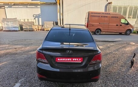 Hyundai Solaris II рестайлинг, 2015 год, 400 000 рублей, 5 фотография