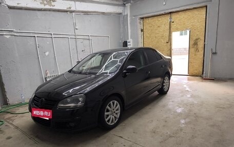 Volkswagen Jetta VI, 2010 год, 675 000 рублей, 28 фотография