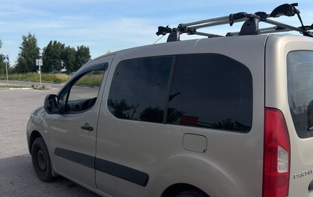 Peugeot Partner II рестайлинг 2, 2009 год, 650 000 рублей, 2 фотография