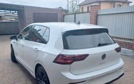 Volkswagen Golf VIII, 2022 год, 2 165 000 рублей, 4 фотография
