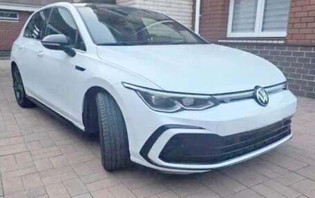 Volkswagen Golf VIII, 2022 год, 2 165 000 рублей, 2 фотография