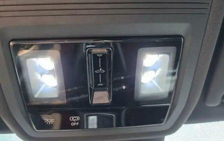 Volkswagen Golf VIII, 2022 год, 2 165 000 рублей, 12 фотография