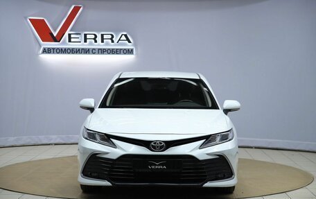 Toyota Camry, 2021 год, 2 490 000 рублей, 2 фотография