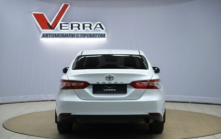 Toyota Camry, 2021 год, 2 490 000 рублей, 6 фотография