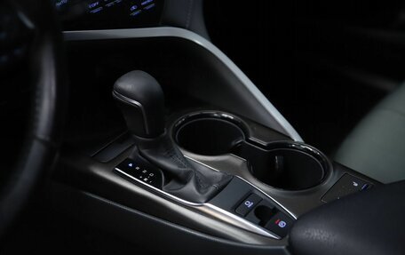 Toyota Camry, 2021 год, 2 490 000 рублей, 16 фотография