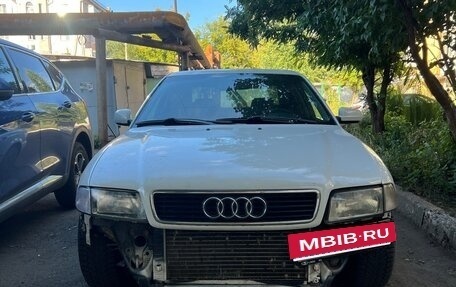 Audi A4, 1995 год, 250 000 рублей, 3 фотография