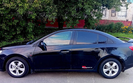 Chevrolet Cruze II, 2010 год, 635 000 рублей, 7 фотография