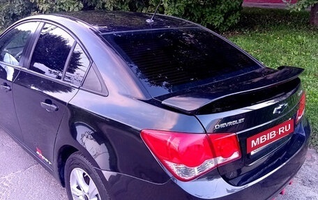 Chevrolet Cruze II, 2010 год, 635 000 рублей, 8 фотография