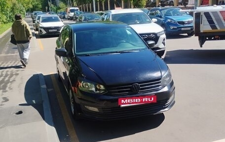 Volkswagen Polo VI (EU Market), 2019 год, 585 000 рублей, 2 фотография