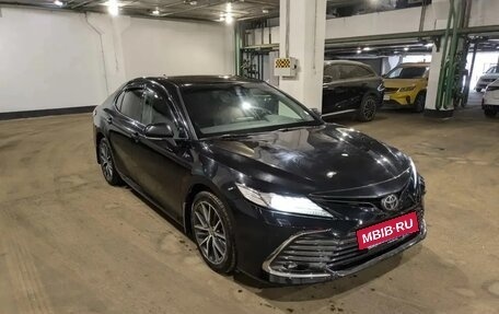 Toyota Camry, 2021 год, 2 900 000 рублей, 3 фотография