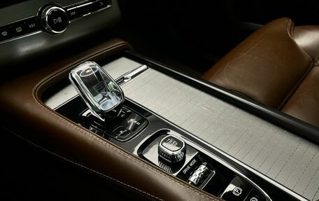 Volvo XC90 II рестайлинг, 2019 год, 4 521 000 рублей, 21 фотография